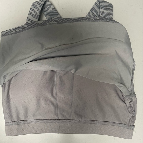 Women’s Gray Pattern Sports Bra – - Picture 5 of 6